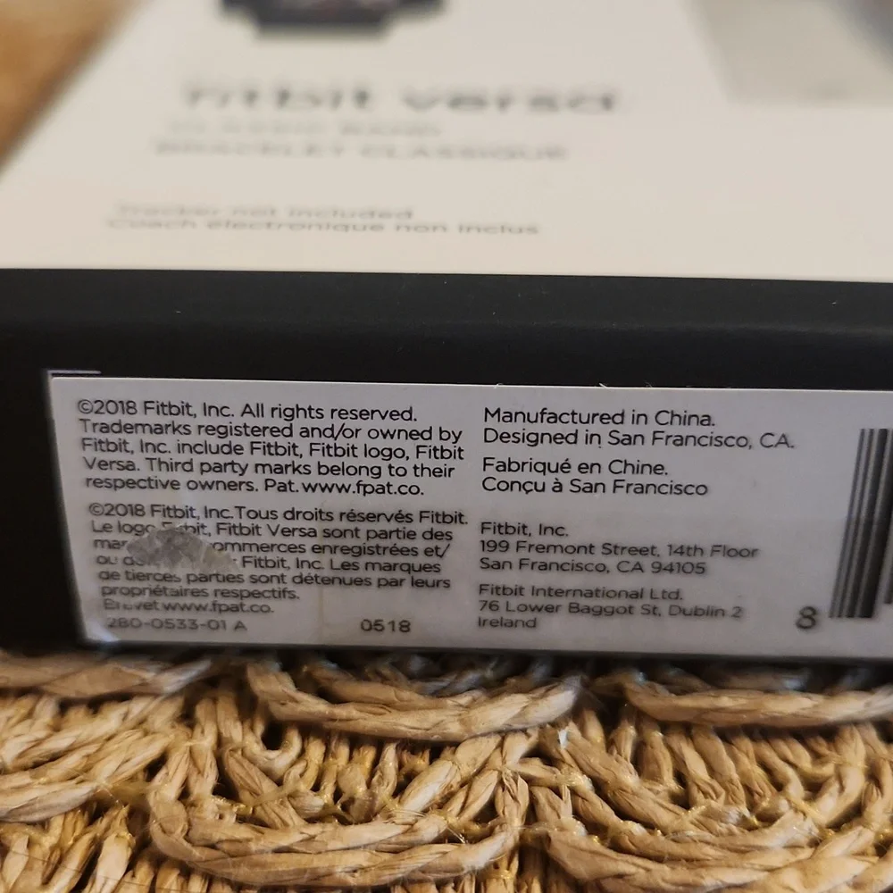 Fitbit Versa Classic BAND ONLY White Large Brand New in box - SIZE LARGE